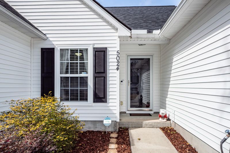 5024 Thornton Dr, Summerville, SC 29485