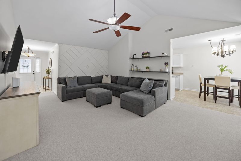 1204 Raptor Dr, Hanahan, SC 29410