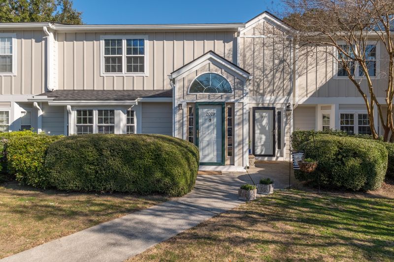 2079 Emerald Ter, Mount Pleasant, SC 29464