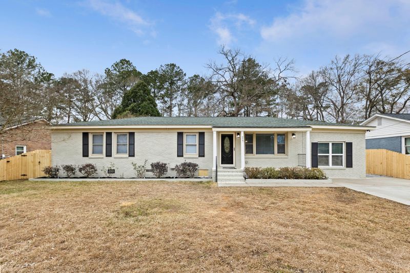 217 Blossom St, Goose Creek, SC 29445