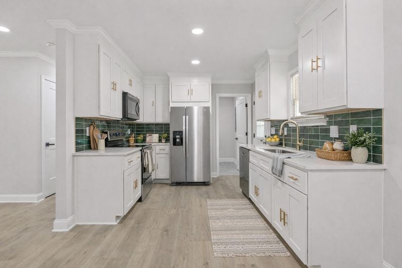 217 Blossom St, Goose Creek, SC 29445