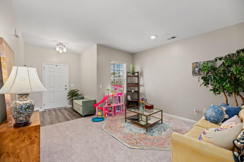 123 Lyra Ln, Summerville, SC 29486