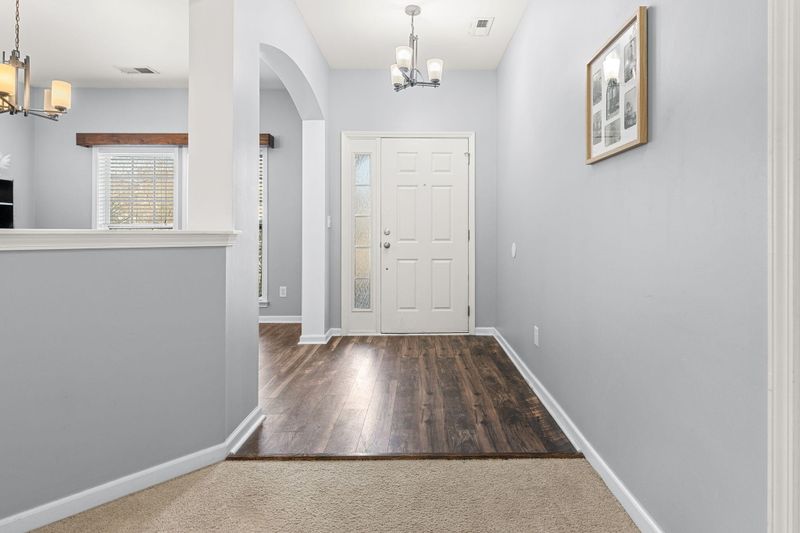 212 Mayfield Dr, Goose Creek, SC 29445