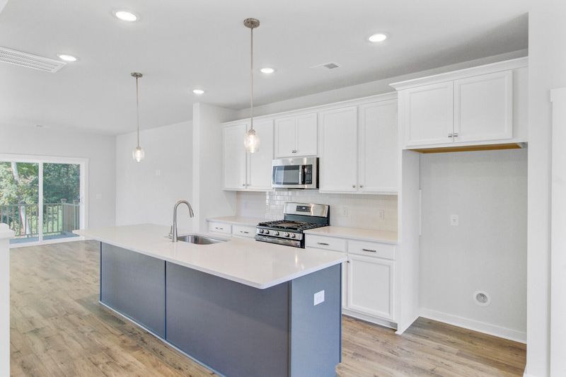 505 Caledon Ct, Johns Island, SC 29455