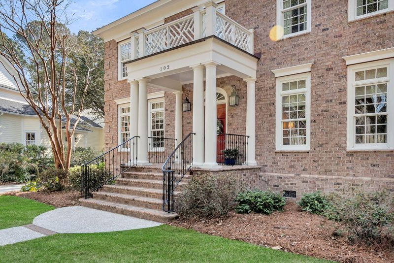 102 Sea Dog Cir, Mount Pleasant, SC 29464