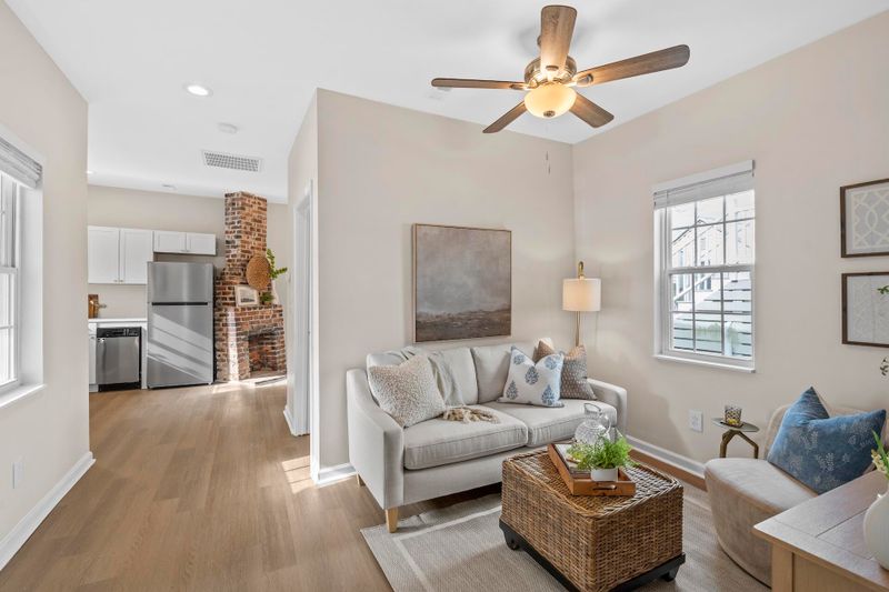 16 Strawberry Ln #B, Charleston, SC 29403