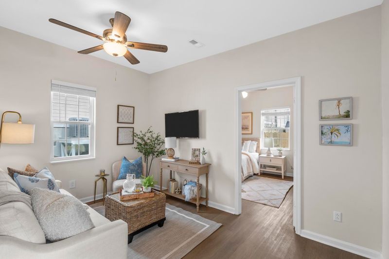 16 Strawberry Ln #B, Charleston, SC 29403
