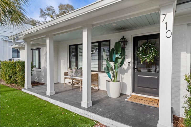 710 Simmons St, Mount Pleasant, SC 29464