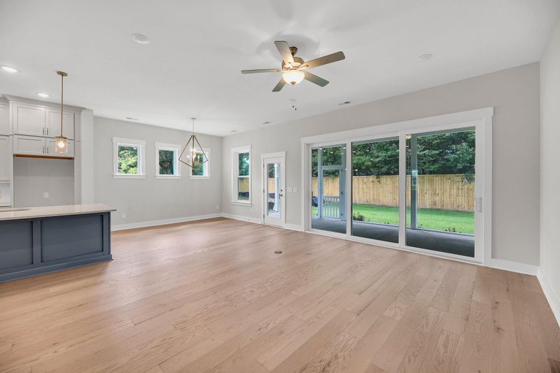 541 Spiral Ramp Ct, Charleston, SC 29492