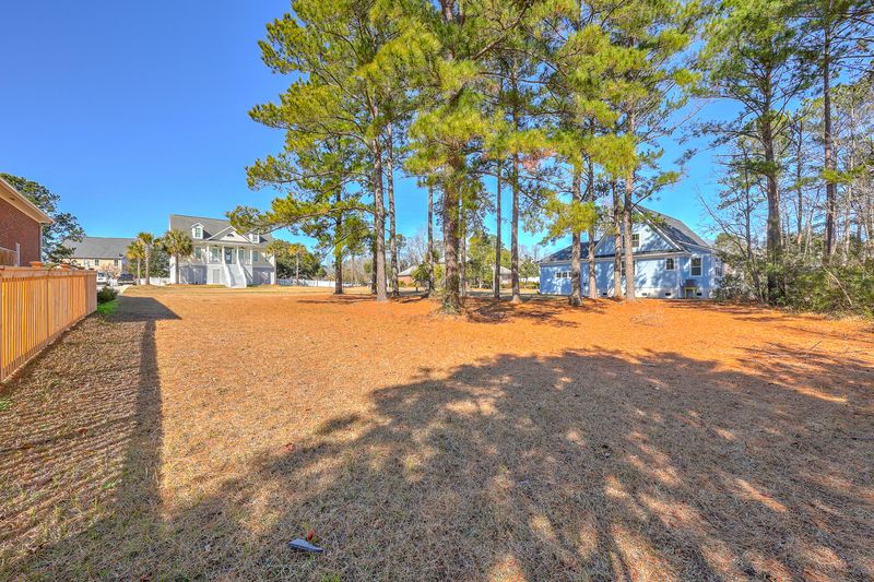1502 Eagle Landing Blvd, Hanahan, SC 29410
