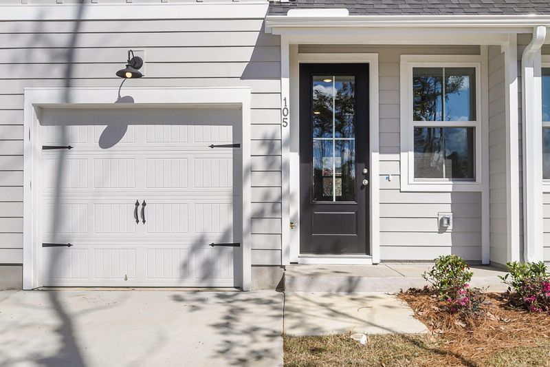 105 Berry Shoals Dr, Summerville, SC 29485
