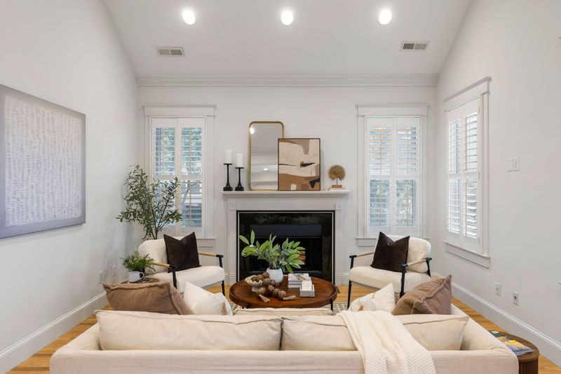 35 Lolandra Ave, Charleston, SC 29407