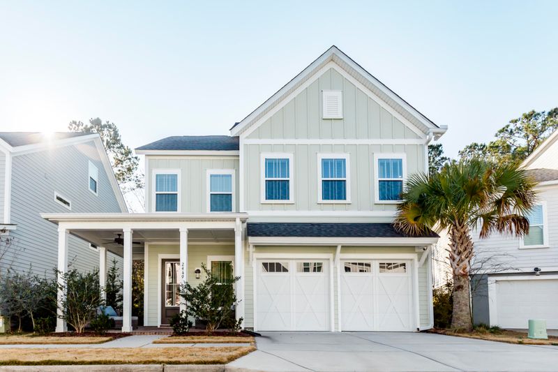 2449 Giles Ln, Mount Pleasant, SC 29466
