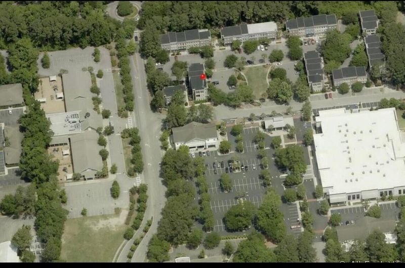 700 S Shelmore Blvd #100/200, Mount Pleasant, SC 29464