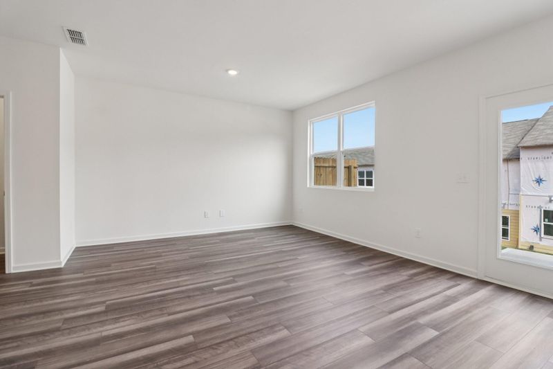 473 Colchester Ct, Moncks Corner, SC 29461