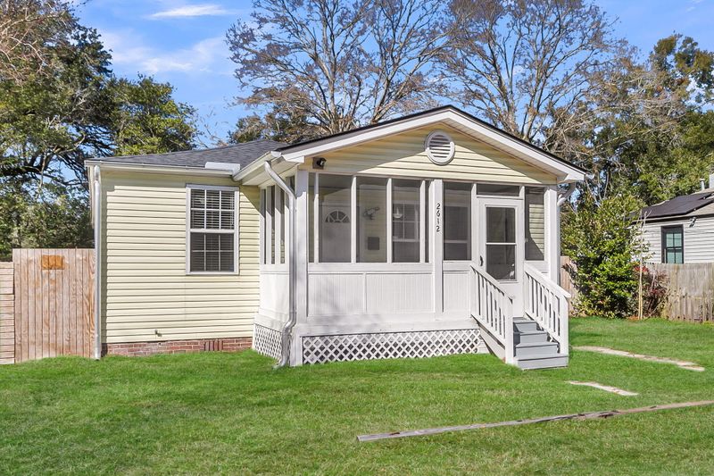 2612 Stark Ln, North Charleston, SC 29405