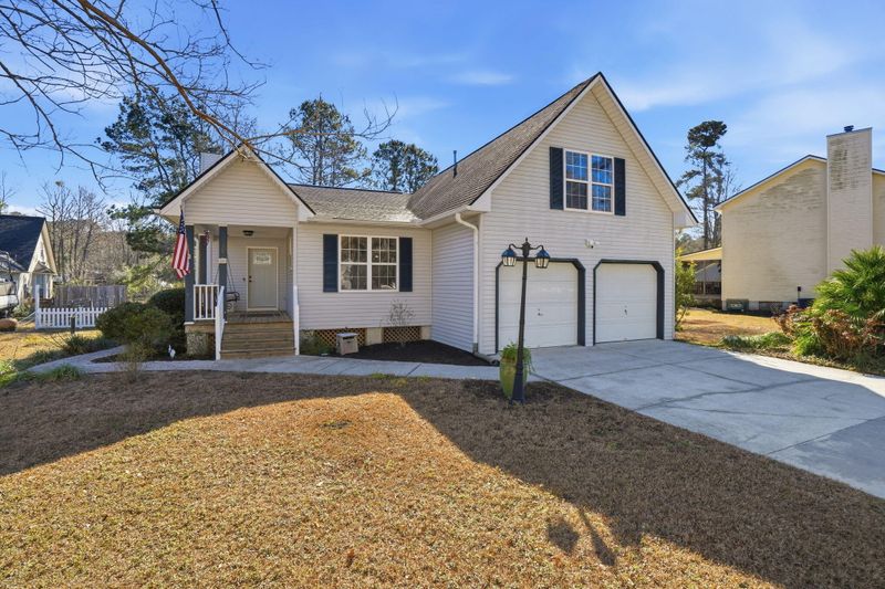 230 Lipman St, Summerville, SC 29483