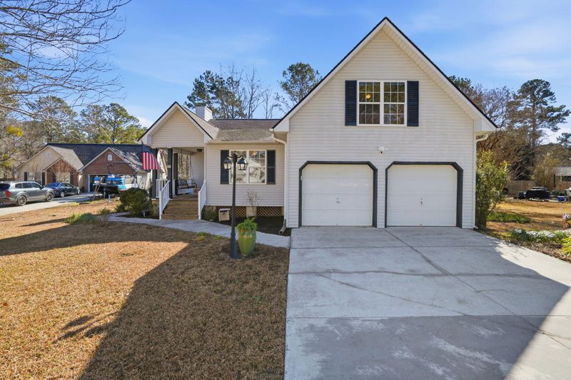 230 Lipman St, Summerville, SC 29483