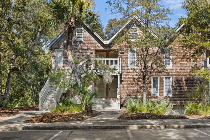 3522 Shipwatch Rd, Kiawah Island, SC 29455