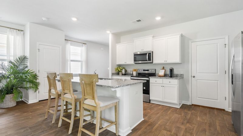 3971 Aberfeldy Ln, Ravenel, SC 29470