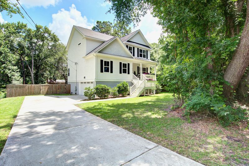 914 Dill Ave, Charleston, SC 29412
