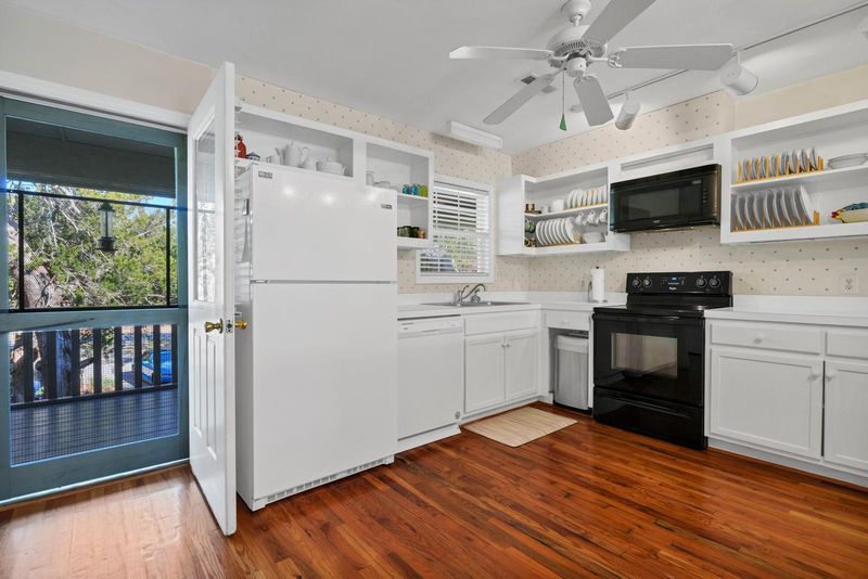 3516 Myrtle St, Edisto Beach, SC 29438