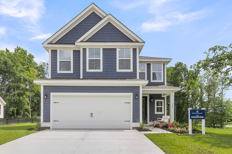 806 Abbey Gardens Ln, Moncks Corner, SC 29461