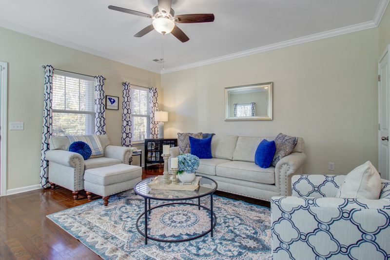 229 Bennett Ln, Summerville, SC 29483