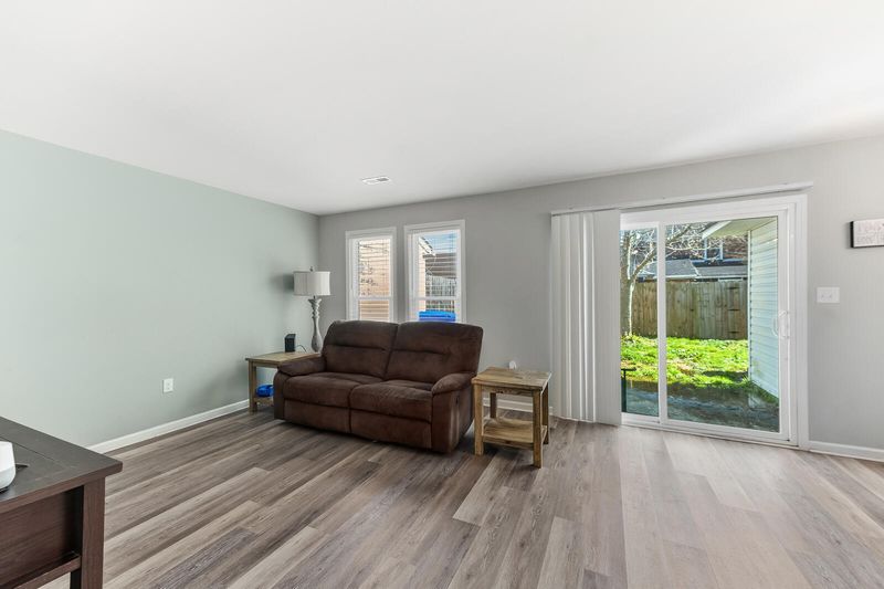 4387 Melanie Ct, North Charleston, SC 29418