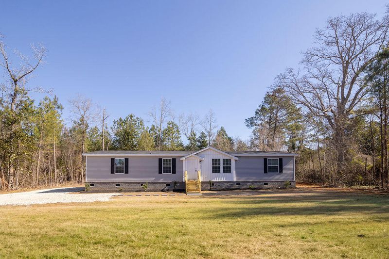 1020 Universal Cir, Saint Stephen, SC 29479