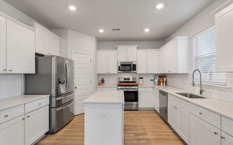 2069 Nola Rn, Summerville, SC 29485