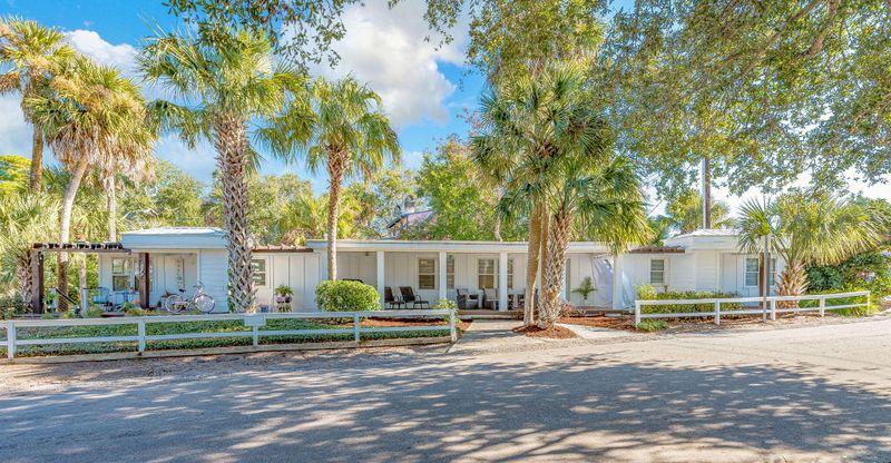 1 12th Ave, Isle Of Palms, SC 29451
