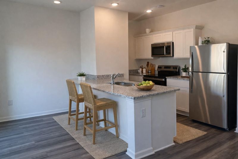 8867 Salamander Rd #10, North Charleston, SC 29406
