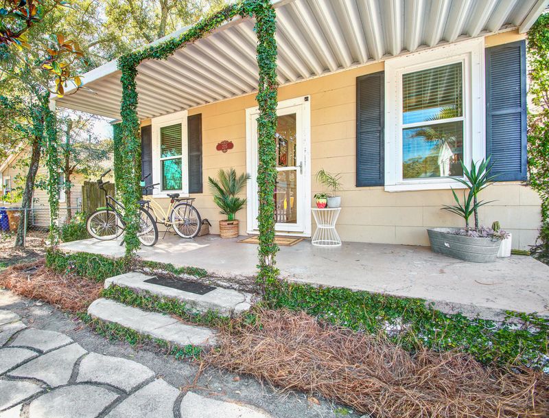 225 Plymouth Ave, Charleston, SC 29412