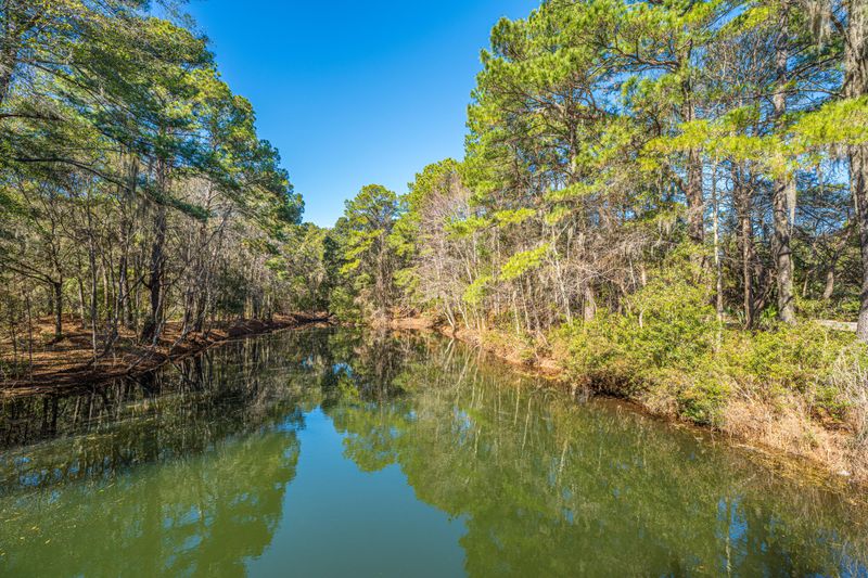 4066 Gnarled Oaks Ln, Johns Island, SC 29455