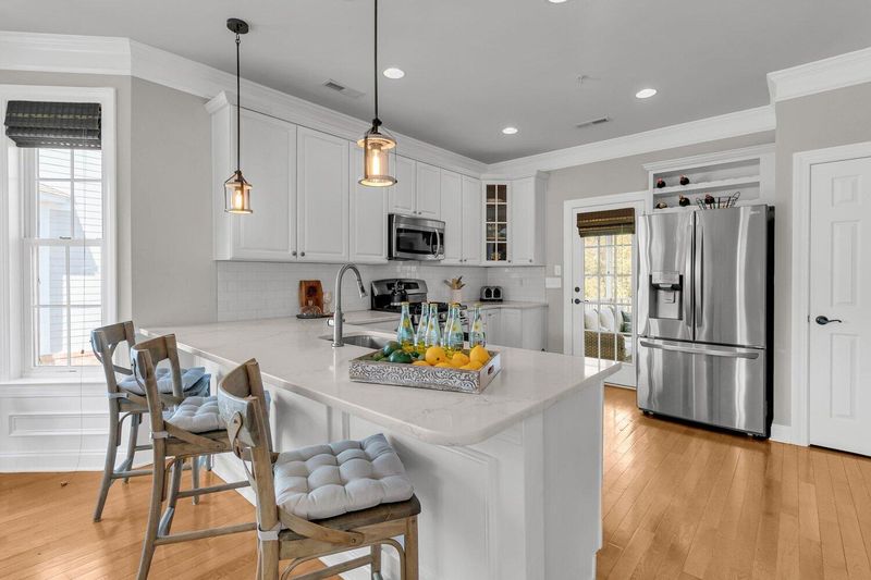 3552 Bagley Dr, Mount Pleasant, SC 29466
