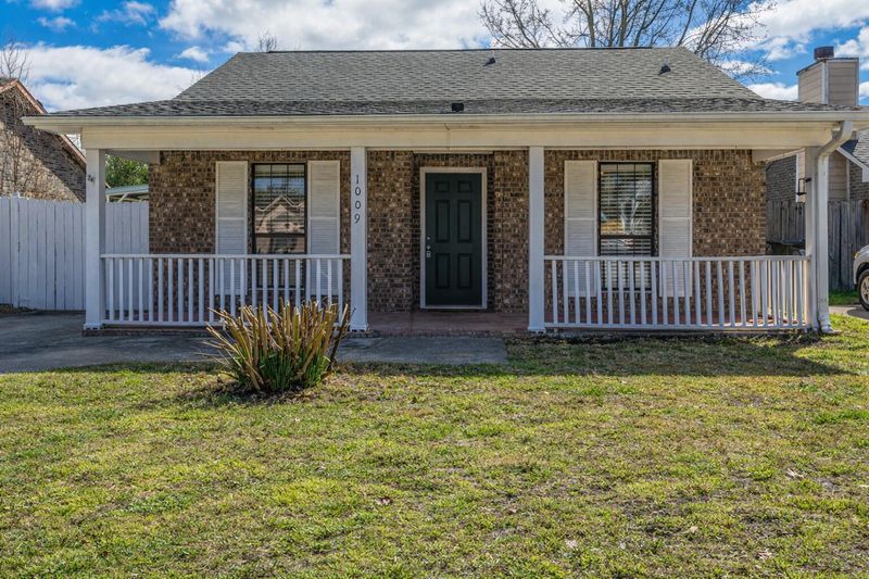 1009 Douglas Wayne Rd, Summerville, SC 29486