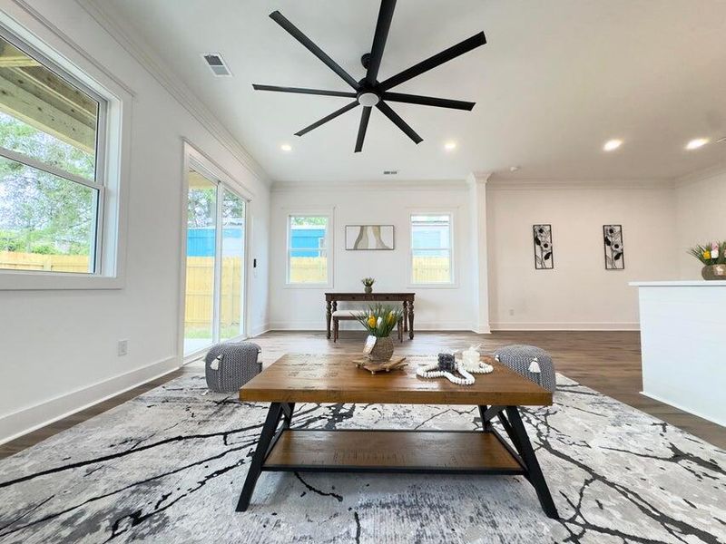 5841 Kirkwood Ave, North Charleston, SC 29406