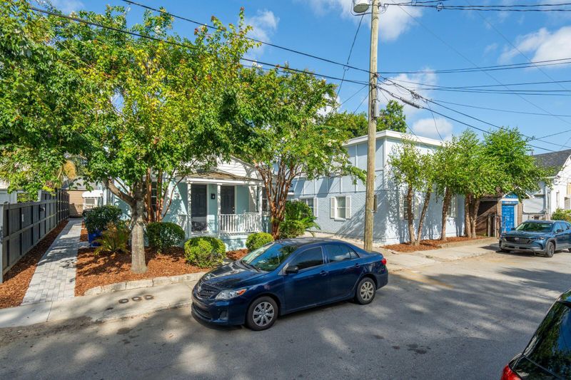 13-15 Norman St, Charleston, SC 29403