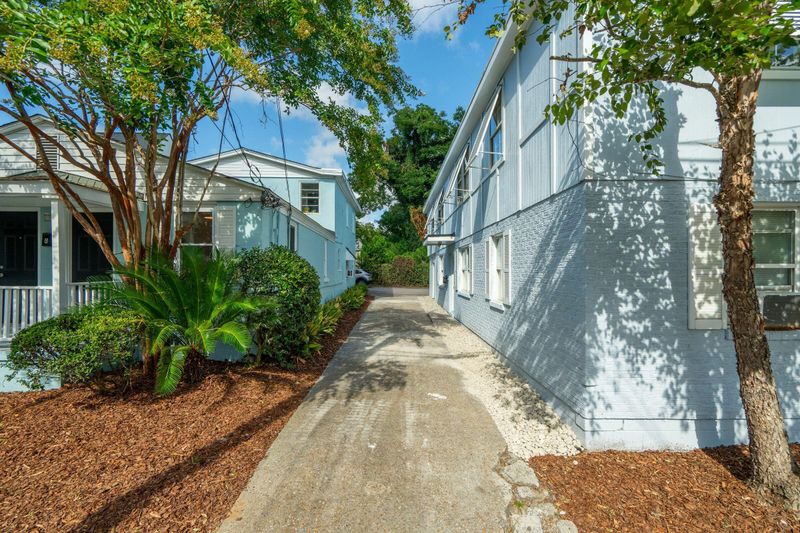 13-15 Norman St, Charleston, SC 29403