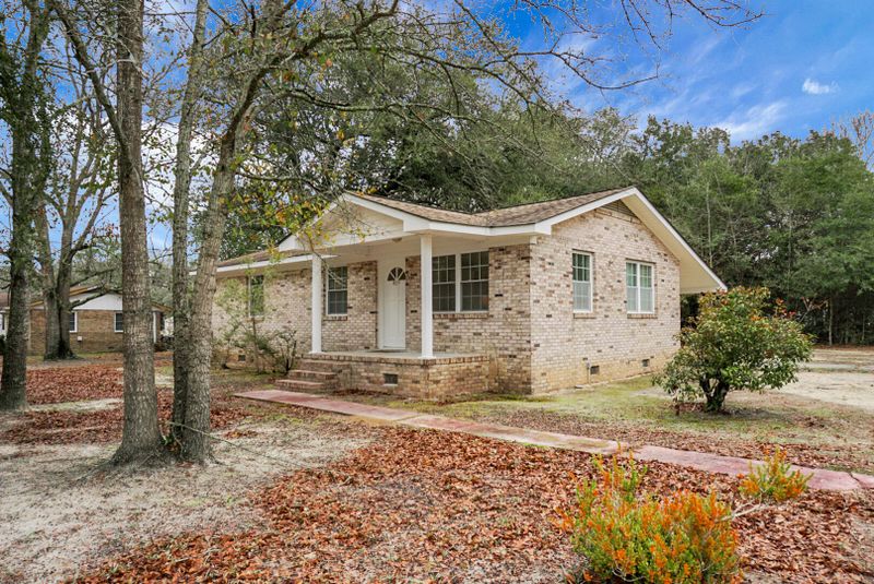 429 Sandhill Rd, Dorchester, SC 29437