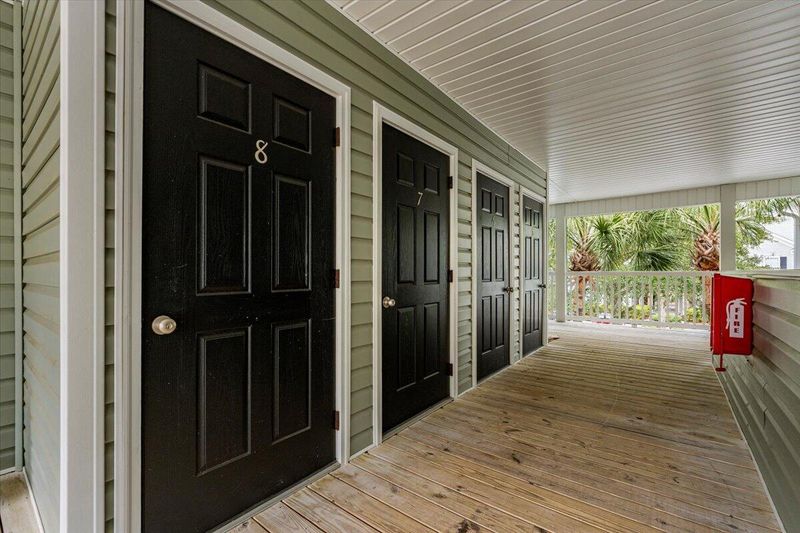 806 E Marymont Ln, Charleston, SC 29414