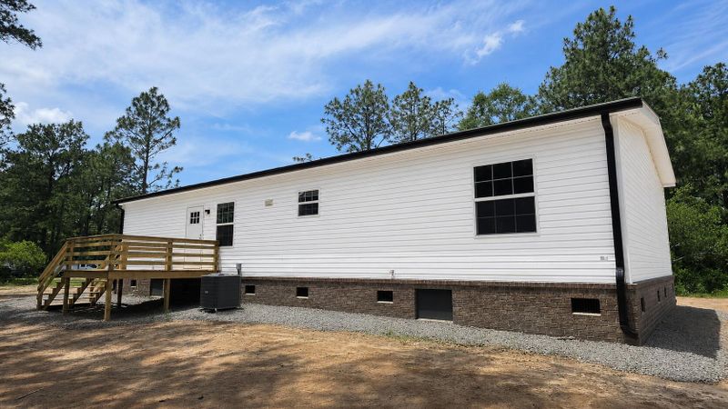 288 Tiger Lily Ln, Saint Stephen, SC 29479