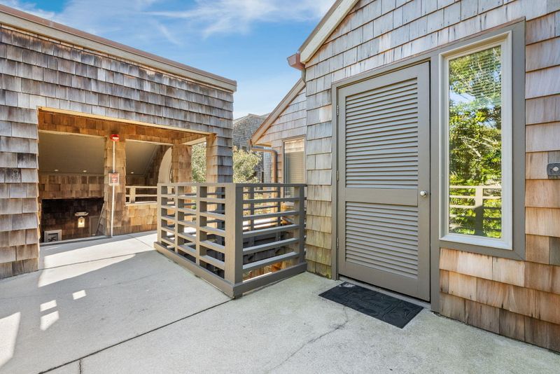 4424 Sea Forest Dr, Kiawah Island, SC 29455