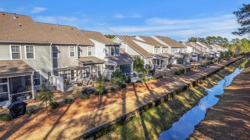 2568 Kingsfield St, Mount Pleasant, SC 29466