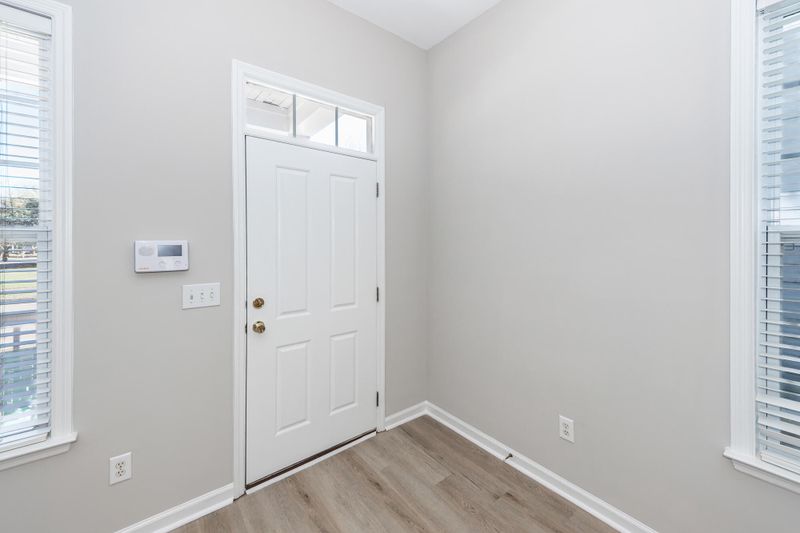 102 Dandelion St, Summerville, SC 29483