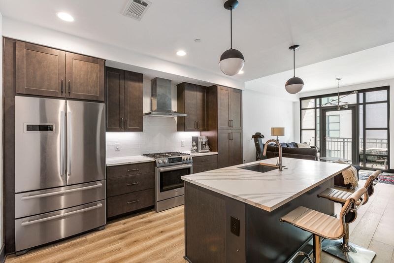 5 Gadsdenboro St #Apt 416, Charleston, SC 29401