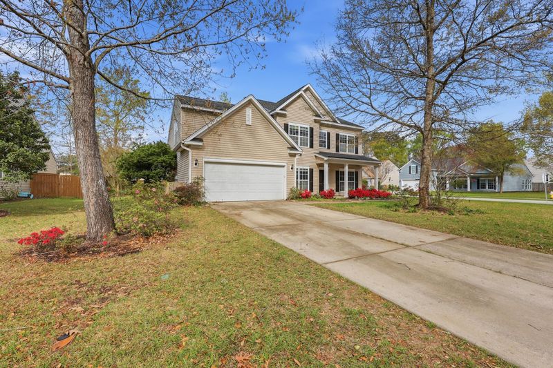 1810 Crossbill Trl, Hanahan, SC 29410