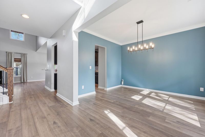 1810 Crossbill Trl, Hanahan, SC 29410