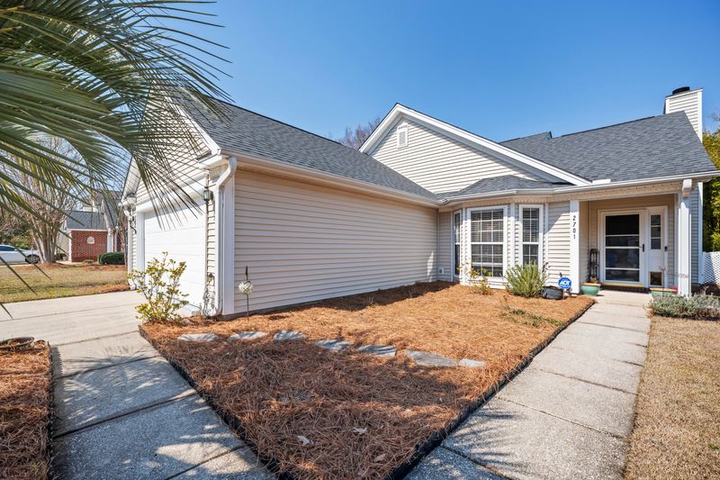2701 Palmetto Hall Blvd, Mount Pleasant, SC 29466